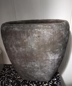 Grote stoer en robuuste ovale plantenbak bloempot, Steen, Minder dan 30 cm, Ophalen of Verzenden, Zo goed als nieuw