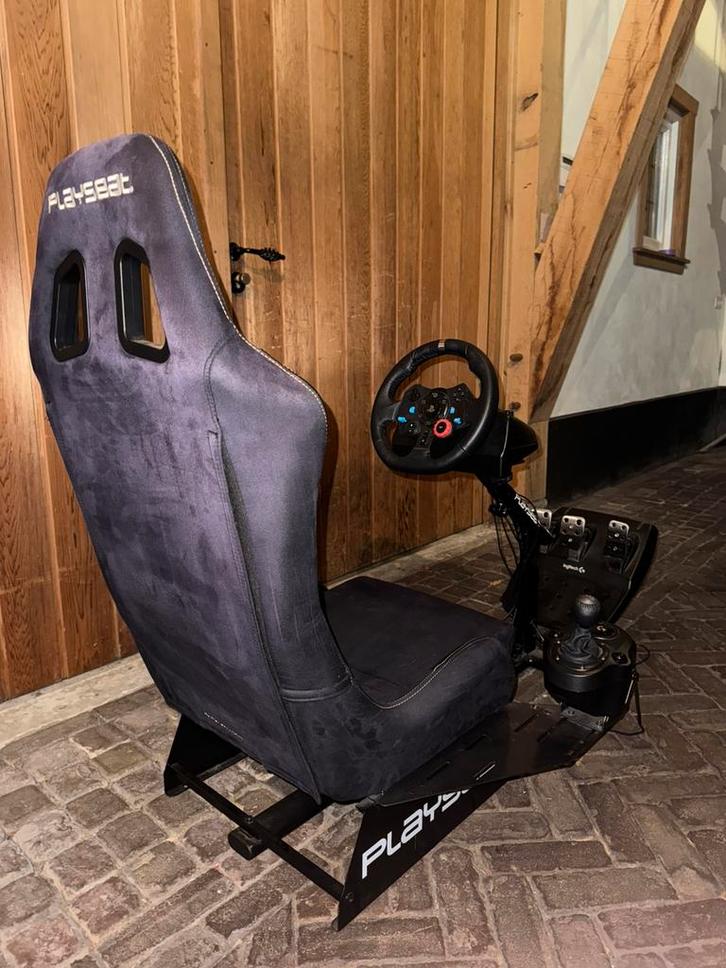 Alcantara playseat + logitech g29 + logitech shifter, Computers en Software, Joysticks, Zo goed als nieuw, Ophalen