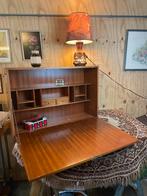 Vintage jaren 50/60 teak houten wandkast, Huis en Inrichting, Kasten | Wandmeubels, Ophalen, Zo goed als nieuw