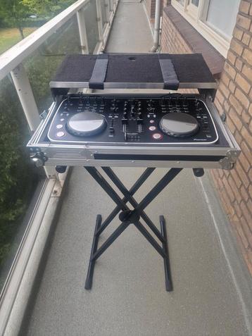 Complete DJ Set – Pioneer + Speaker + Flightcase + Standaard beschikbaar voor biedingen