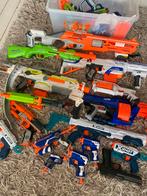 Nerf guns met accessoires, Kinderen en Baby's, Speelgoed | Buiten | Actiespeelgoed, Ophalen of Verzenden, Zo goed als nieuw