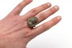 Lava camee antieke 14k gouden portret heer ring fraai dame, Sieraden, Tassen en Uiterlijk, Antieke sieraden, Ophalen of Verzenden