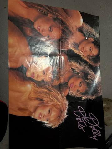 Dolly Dots Poster beschikbaar voor biedingen