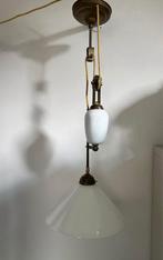 Oude lamp met katrol met glazen kelk (diameter 35cm), Huis en Inrichting, Lampen | Hanglampen, Ophalen, Zo goed als nieuw, Minder dan 50 cm
