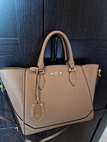 Bruine LYN Handtas beschikbaar voor biedingen