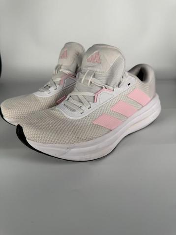 Adidas Cloudfoam running shoes – EU 40 beschikbaar voor biedingen