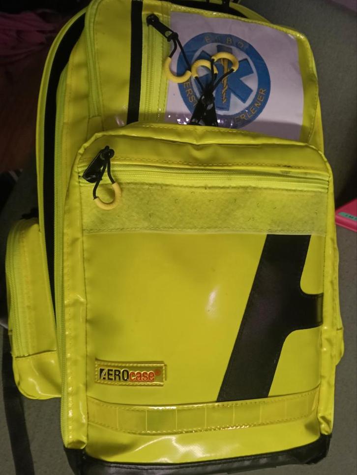 Aero case ehbo tas met vulling, Diversen, Verpleegmiddelen, Gebruikt, Ophalen