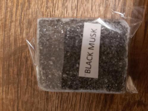 Amberblokje black musk, Sieraden, Tassen en Uiterlijk, Uiterlijk | Parfum, Ophalen of Verzenden