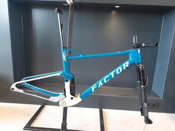 Factor Lando XC full suspension carbon / DT swiss