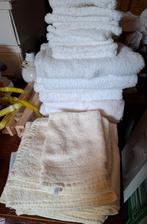 12 badhanddoeken met washandjes ( 9 witte en 3 crème kleurig, Ophalen, Nieuw, Wit, Overige typen