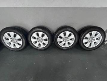 16" Audi A6 velgen met banden 225/60 R16 beschikbaar voor biedingen