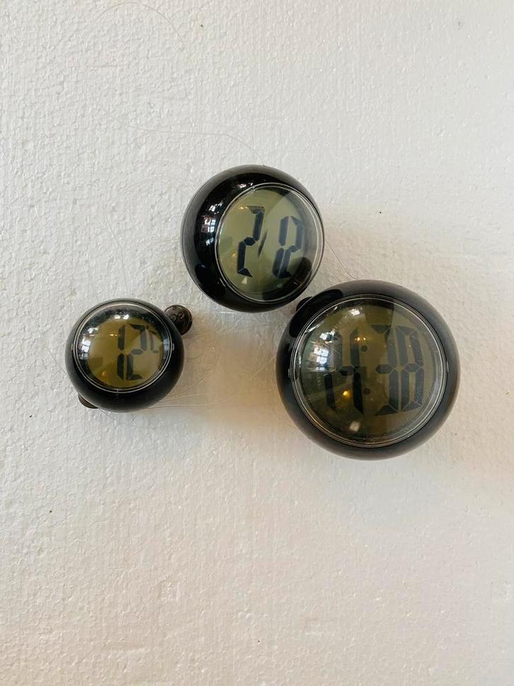 Ikea jaren 80 bollen klok, thermometer en kalender, Huis en Inrichting, Woonaccessoires | Klokken, Gebruikt, Overige typen, Ophalen of Verzenden