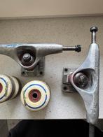 Skateboard trucks met lagers en wieltjes, Sport en Fitness, Ophalen of Verzenden, Gebruikt, Skateboard