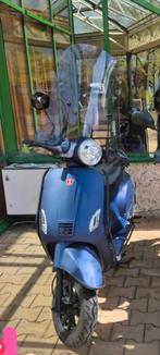 Mooie scooter  inclusief Helm en slot, Fietsen en Brommers, Ophalen, Gebruikt, Overige merken
