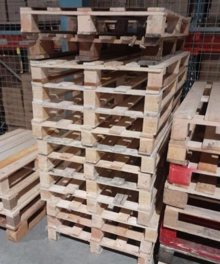 Wegwerp pallets en EURO pallets, Doe-het-zelf en Verbouw, Hout en Planken, Zo goed als nieuw, Pallet, Vuren, Minder dan 200 cm