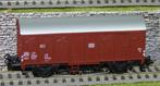 Gesloten goederenwagen met geluid en sluitlicht, Hobby en Vrije tijd, Wisselstroom, Wagon, Ophalen of Verzenden, Zo goed als nieuw
