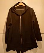 Damesvest zwart mt 48, Ophalen of Verzenden, Zo goed als nieuw, Zwart, Trui of Vest