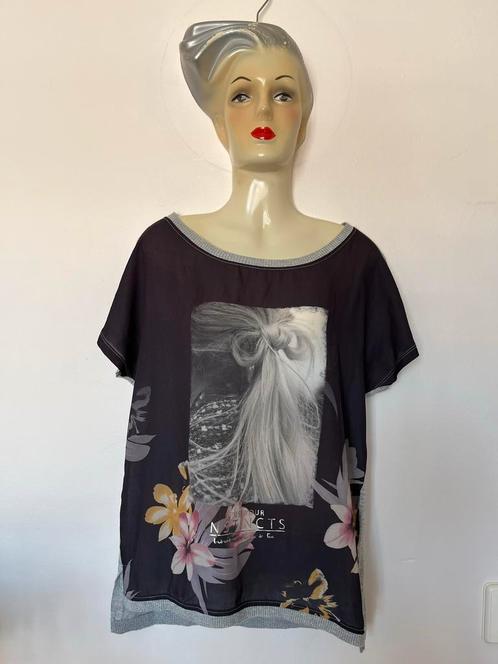 Only S top fotoprint instincts grijs achterpand glitter egf, Kleding | Dames, Tops, Zo goed als nieuw, Maat 36 (S), Grijs, Korte mouw