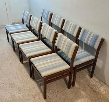 Eetkamerset Pastoe. 8 stoelen met tafel. Japanse serie beschikbaar voor biedingen