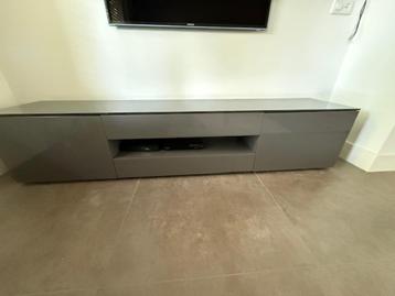 Karat Q 210 TV meubel beschikbaar voor biedingen