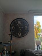 Prachtige retro klok, Huis en Inrichting, Ophalen of Verzenden, Zo goed als nieuw, Wandklok