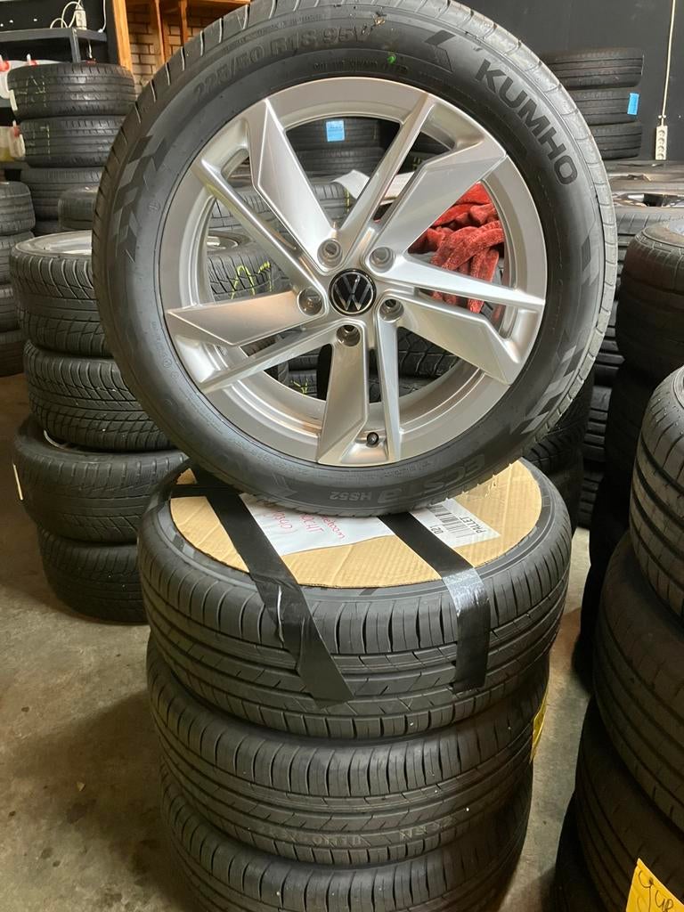 18 inch originele Volkswagen T-Roc velgen met zomerbanden, 18 inch, VW, Banden en Velgen, Nieuw
