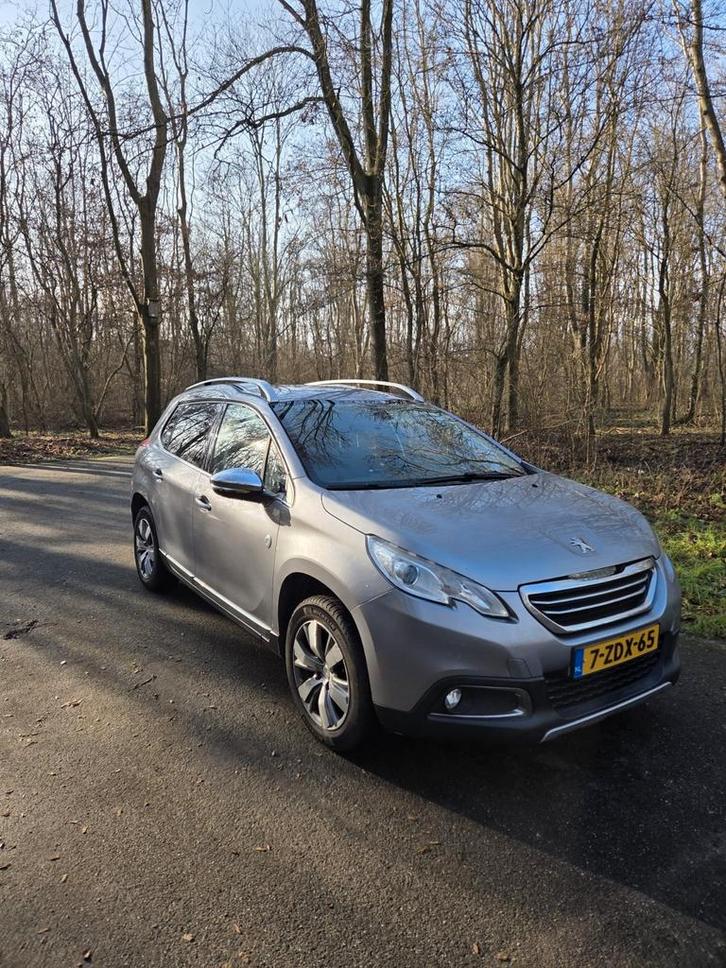 Peugeot 2008 1.2 E-vti 60KW 2015 automaat nw apk, Auto's, Peugeot, Particulier, ABS, Airbags, Airconditioning, Bluetooth, Boordcomputer