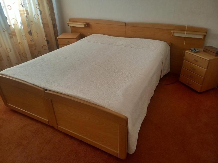 slaapkamer ameublement, Huis en Inrichting, Slaapkamer | Bedden, Gebruikt, Tweepersoons, 90 cm, 200 cm, Hout, Verstelbaar, Ophalen