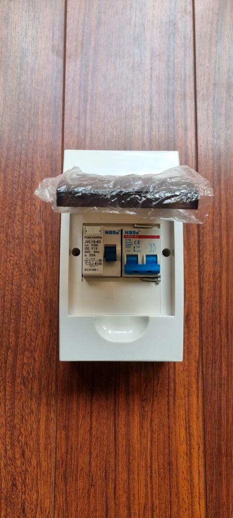 Crusader Aardlekschakelaar + dbp zekeringautomaat, Doe-het-zelf en Verbouw, Elektra en Kabels, Nieuw, Overige typen, Ophalen of Verzenden