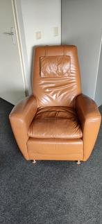 2 Fauteuils en 1 hocker. Leer. Cognac kleur, Huis en Inrichting, Fauteuils, Ophalen, Gebruikt, 75 tot 100 cm, Leer