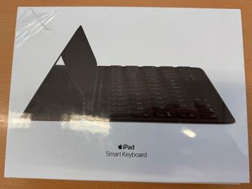 Apple iPad Smart Keyboard Nieuw in seal! beschikbaar voor biedingen