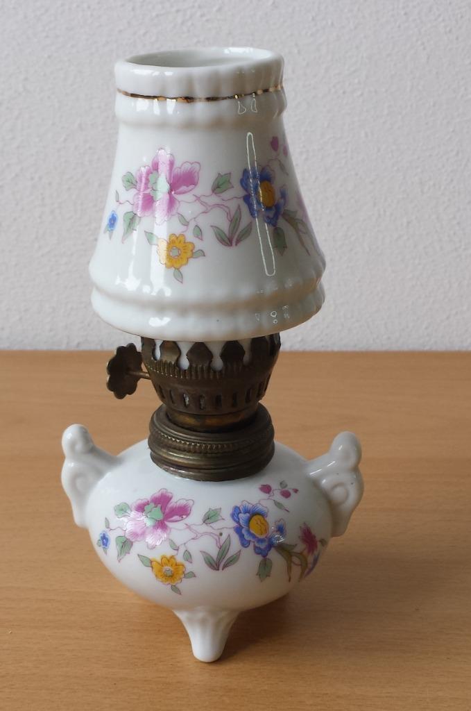 Klein Olielampje met Bloemen nr.1 - porselein, Antiek en Kunst, Curiosa en Brocante, Ophalen of Verzenden