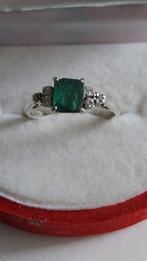 Vintage zilveren ring gezet met smaragd en 6 diamanten, Ophalen of Verzenden, Zilver, Ring, Met edelsteen