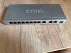 Zyxel XGS1250-12 switch + Ubiquiti UF-RJ45-1G SFP module, Ophalen of Verzenden, Zo goed als nieuw