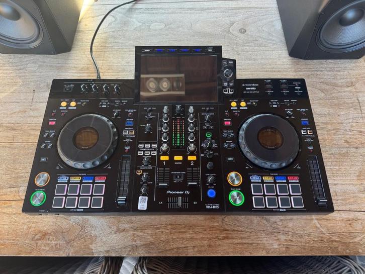 Pioneer XDJ-RX3 met decksaver in nieuwstaat, Muziek en Instrumenten, Dj-sets en Draaitafels, Zo goed als nieuw, Pioneer, Ophalen