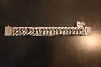 Buddha to Buddha armband