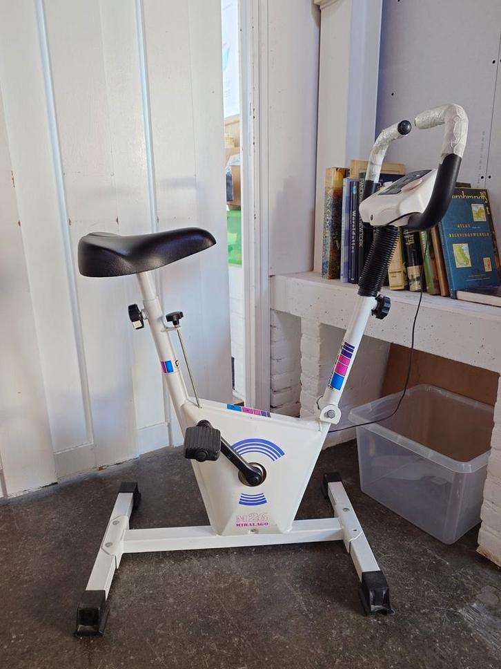 Miralgo M26 hometrainer, Sport en Fitness, Fitnessmaterialen, Gebruikt, Overige typen, Ophalen