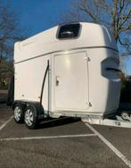 Volpolyester 2 paards trailer zeer goede staat, Dieren en Toebehoren, Paarden en Pony's | Trailers en Aanhangwagens, Ophalen, Gebruikt