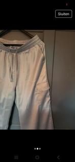 Broek Vive La Femme, Kleding | Dames, Ophalen of Verzenden, Zo goed als nieuw, Beige, Lang