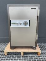 Brandwerende kluis Royal Safe R30, Huis en Inrichting, Brandblussers en Brandkasten, Ophalen, Zo goed als nieuw