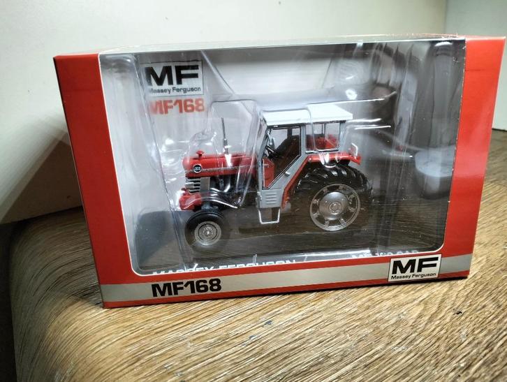 Te koop Replicagri Massey Ferguson 168 CAB., Hobby en Vrije tijd, Modelauto's | 1:32, Nieuw, Tractor of Landbouw, Overige merken