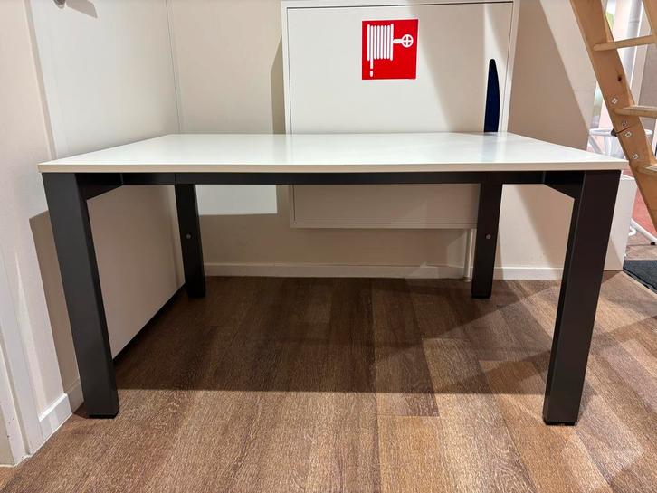 Gratis! Bureau 120x80, hoogte verstelbaar, Antiek en Kunst, Antiek | Meubels | Tafels, Ophalen