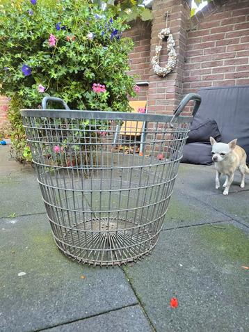 Vintage Aardappelmand - Antiek Decoratie beschikbaar voor biedingen