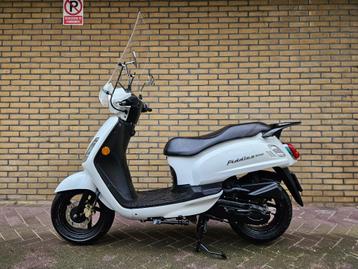 Sym Fiddle 2 4 Takt snorscooter (25KM) slechts 12692 KM! beschikbaar voor biedingen