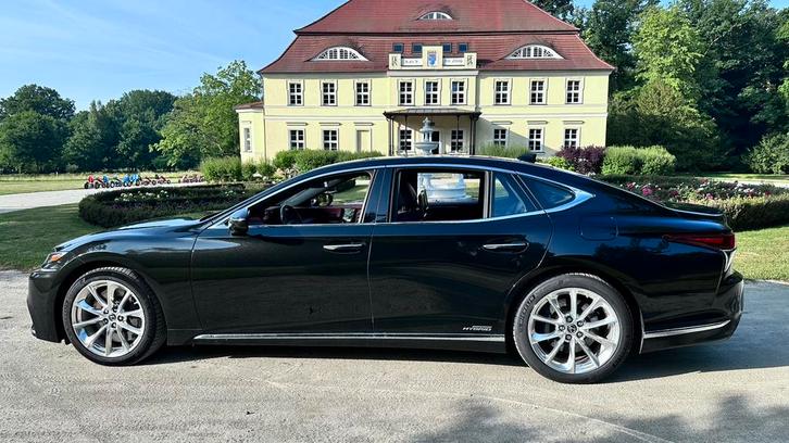 Lexus LS500h President 2018 Kiriko glass origami panelen, Auto's, Lexus, Particulier, 360° camera, 4x4, ABS, Achteruitrijcamera