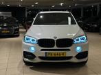 BMW X5 M50d|Trekhaak|Keyless|Memory|H&K|Mineralweiss, Auto's, Automaat, 15 km/l, 2993 cc, Wit