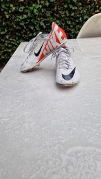 Nike voetbal schoen maat 35 goede staat, Kinderen en Baby's, Kinderkleding | Schoenen en Sokken, Ophalen of Verzenden, Zo goed als nieuw