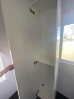 Witte (Bad)kamer kast met Planken, Met plank(en), Ophalen of Verzenden, Zo goed als nieuw, 150 tot 200 cm