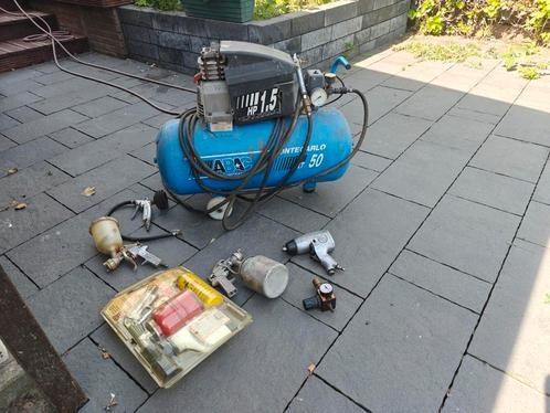 Air compressor ABAC incl diverse hulpstukken, Doe-het-zelf en Verbouw, Compressors, Gebruikt, 6 tot 10 bar, 25 tot 100 liter, Ophalen