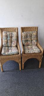 2 rotan stoelen inclusief kussens, Ophalen, Gebruikt, Bruin, Twee